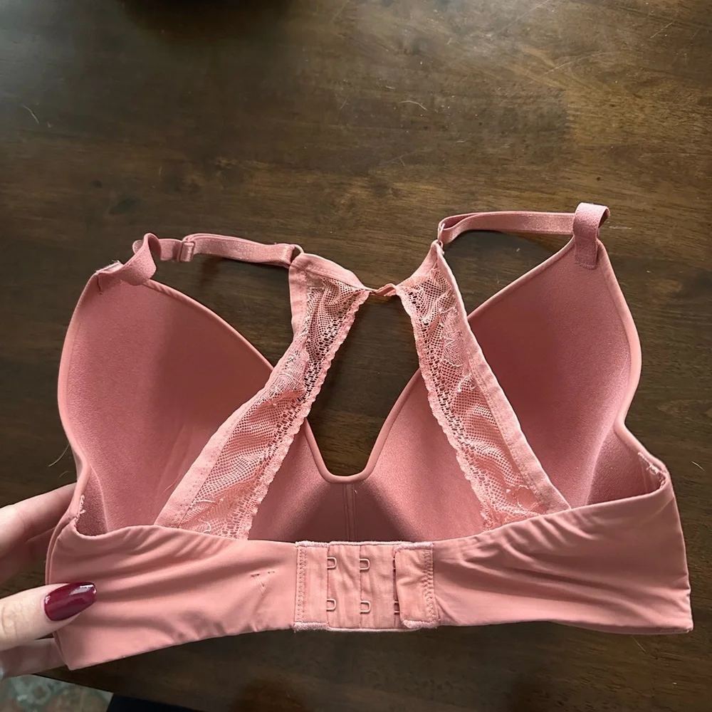 Victoria's Secret Pink Lightly Padded T-Shirt Bra
